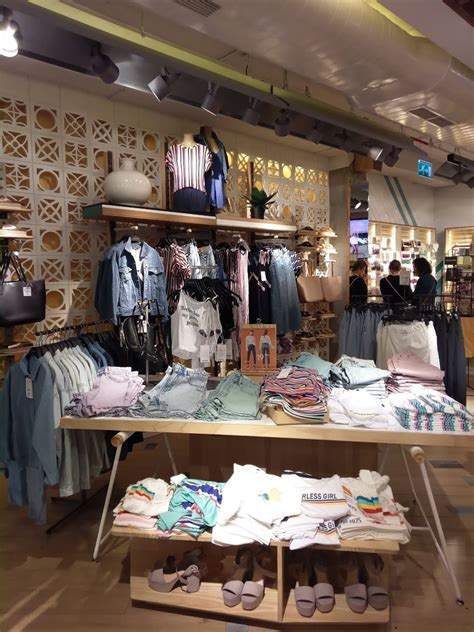 pull and bear alameda|Lojas em Portugal 